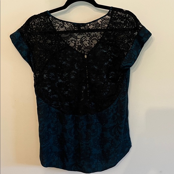 Express Teal and Black Lace Blouse - Picture 3 of 4
